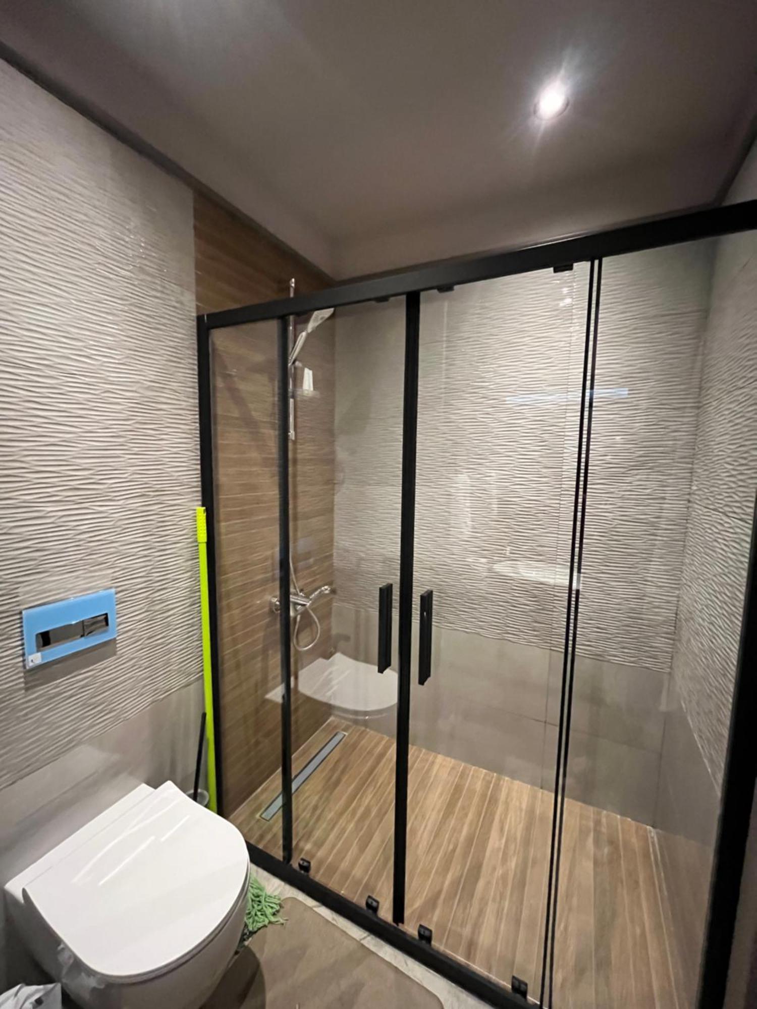 The Diamond In City Luxury Suites Acra Exterior foto