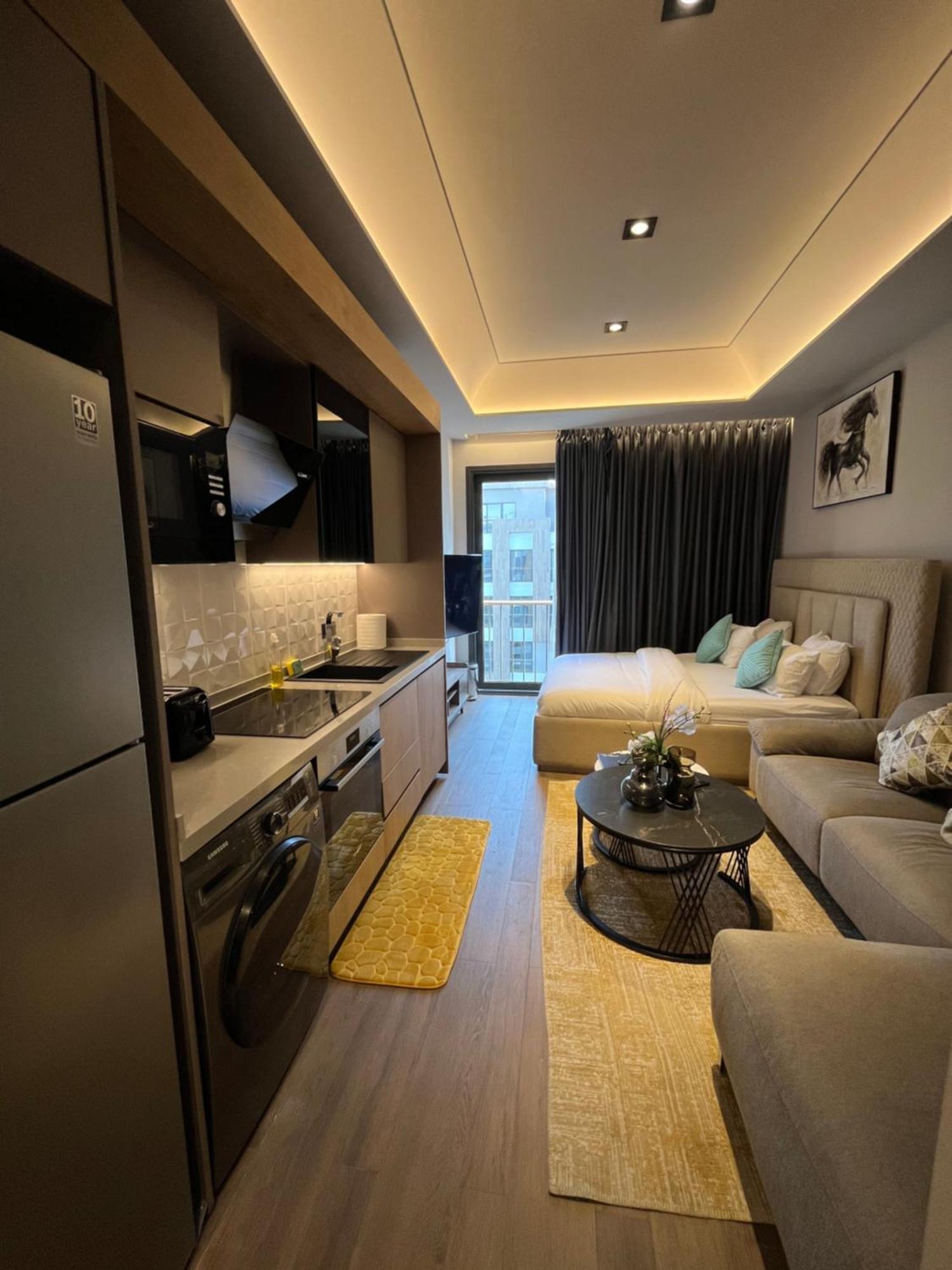 The Diamond In City Luxury Suites Acra Exterior foto