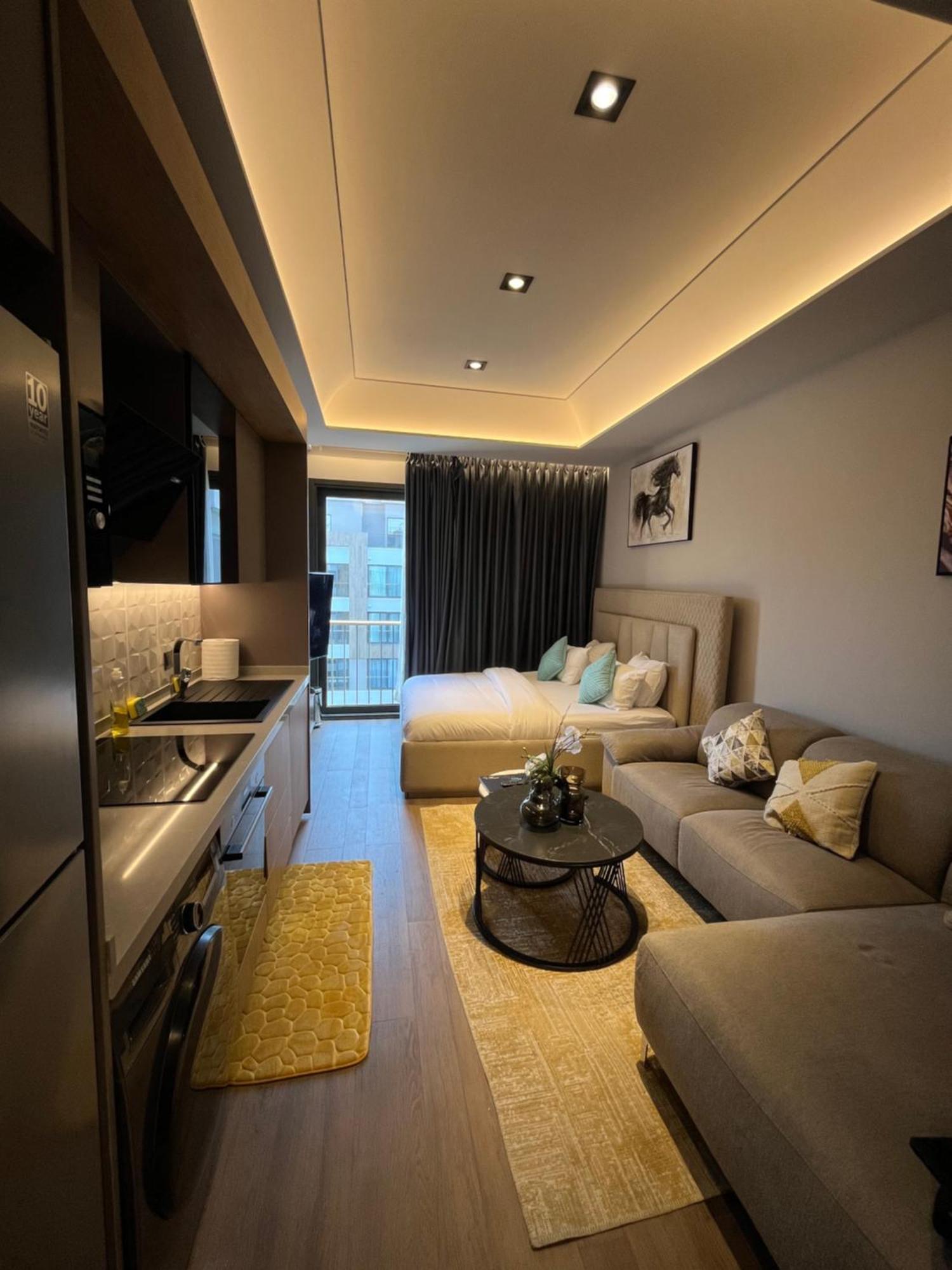 The Diamond In City Luxury Suites Acra Exterior foto